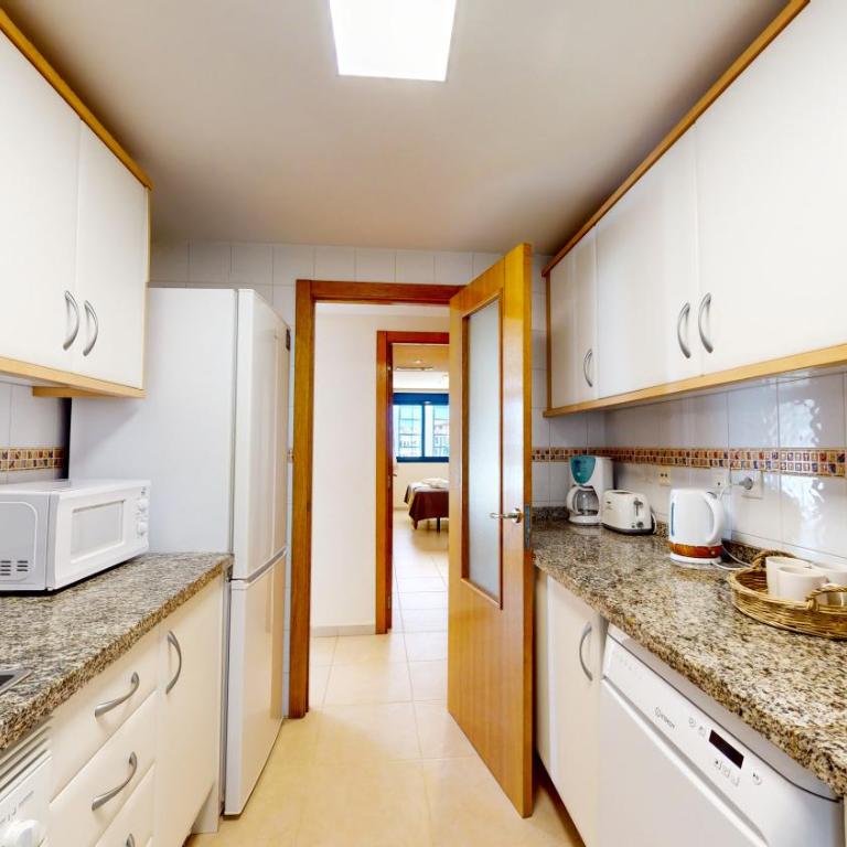 Apartamento Yuka en Dénia luminoso con terraza y piscina by Family Homes Rentals - Apartamento de 3 dormitorios - 15