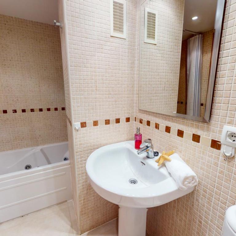 Apartamento Yuka en Dénia luminoso con terraza y piscina by Family Homes Rentals - Apartamento de 3 dormitorios - 19