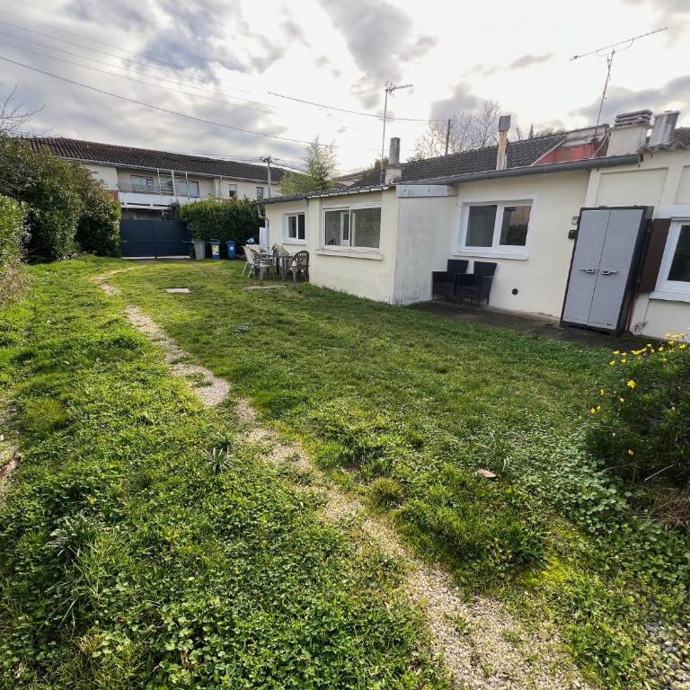 Le Clos Ampère - maison avec jardin & Clim - Casa de 2 dormitorios - 7