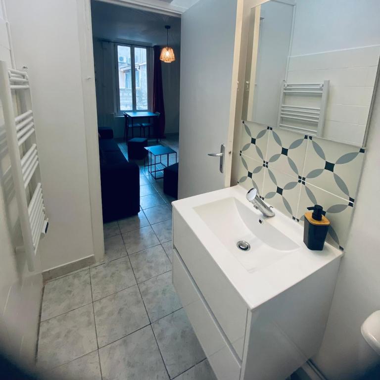 Meneau 3-Beziers Centre-Wifi-Tv Connectée - Appartement 1 Chambre - Non-Fumeurs - 11