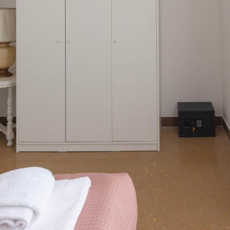 Domus Erasmo - One-Bedroom Apartment - 7