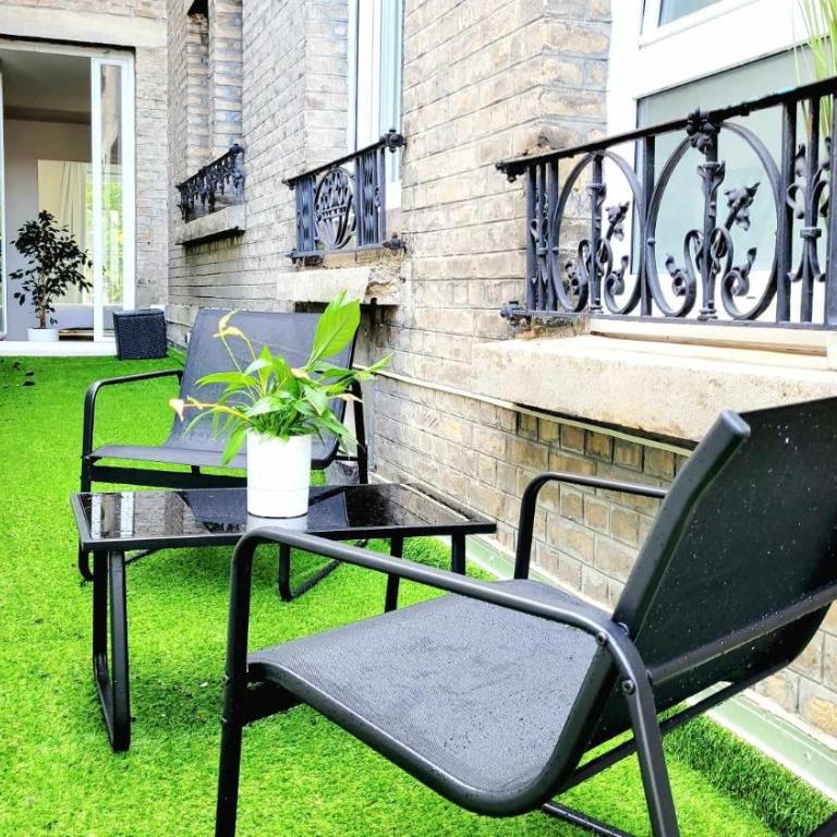 Appart SPA 80m2 avec terrasse balcon jacuzzi et sauna privatif en hyper centre Place Drouet d'Erlon - Appartamento con 1 Camera da Letto - 11