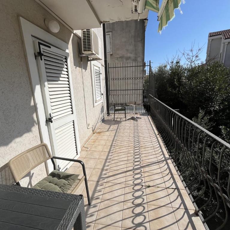 Perfect studio-apartment in Petrovac - Studio Apartment with Balcony - 7