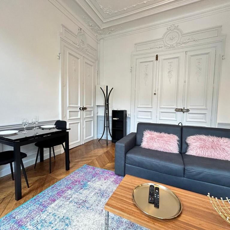 Libergier superbe T2 à côté de la cathédrale - Appartement 1 Chambre - 24