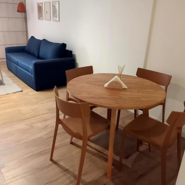 Centro, amplio, cómodo, luminoso, balcón, WiFi - Apartamento de 2 dormitorios - 2