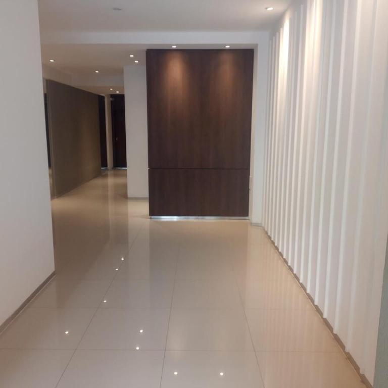 Centro, amplio, cómodo, luminoso, balcón, WiFi - Apartamento de 2 dormitorios - 20