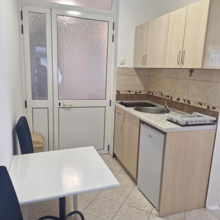 Apartments Plaza - Family Studio - 1
