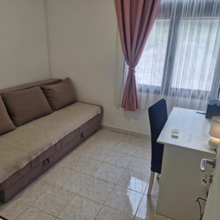 Apartments Plaza - Family Studio - 2