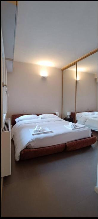 Rizzoli Panoramic Rooftop - Appartamento con 2 Camere da Letto - 18