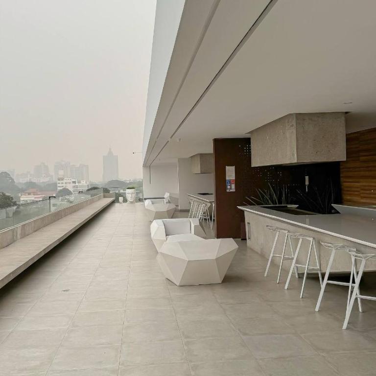 Loft sobrio, rooftop panorámico y piscina infinita - One-Bedroom Apartment - 9