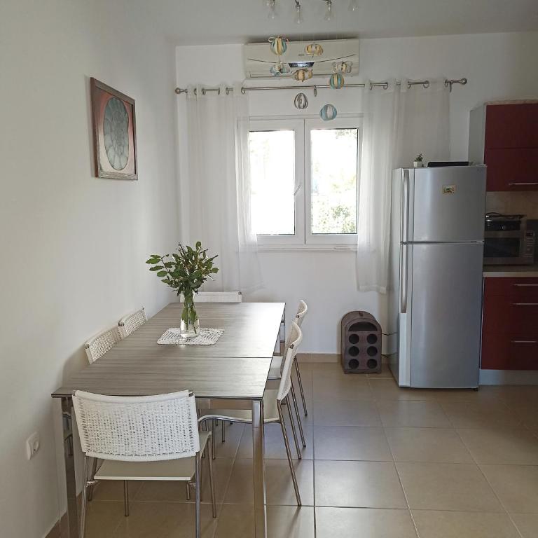 Green Village Spacious Apartment - Two-Bedroom Apartment - 24