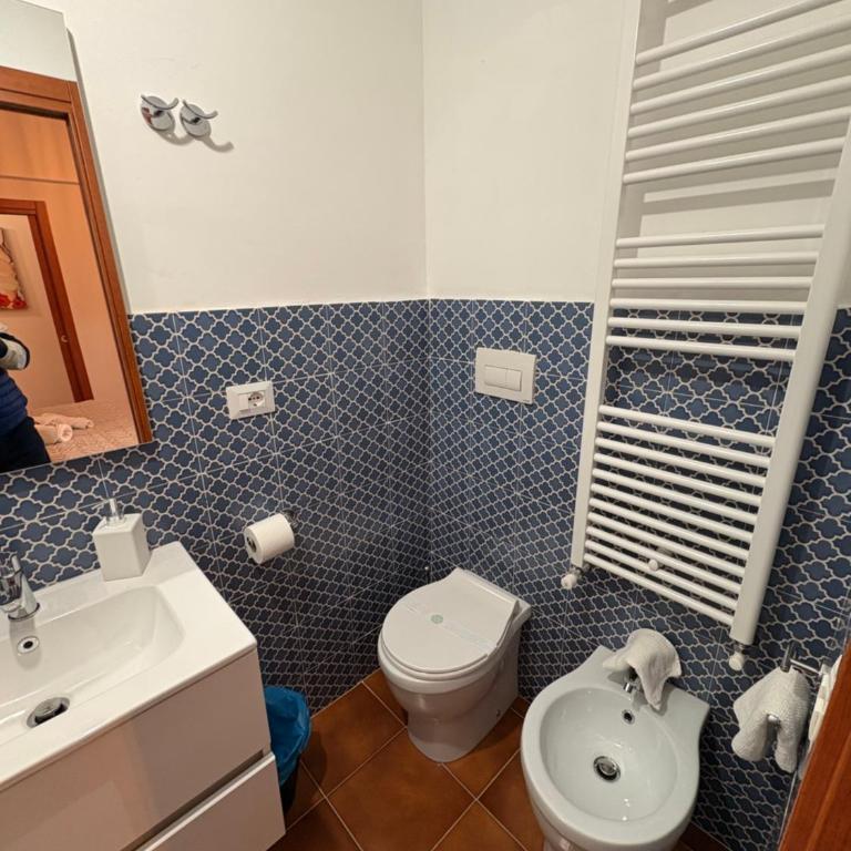 Aniene Home Roma - Camera Matrimoniale Standard - 23