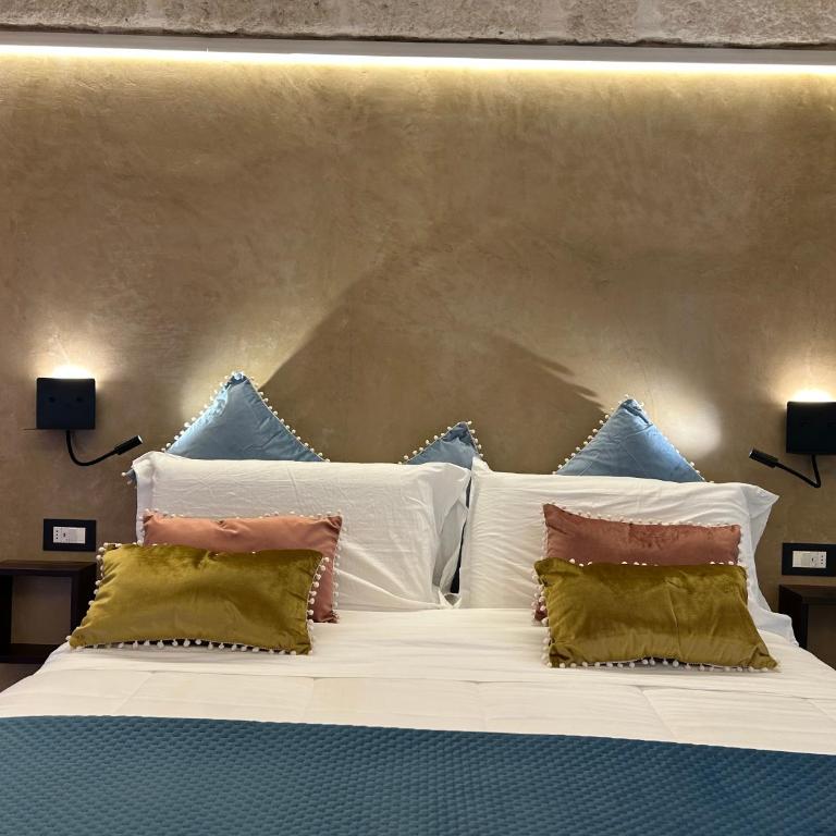 La Piazzetta Luxury Rooms - Camera King con Vasca Idromassaggio - 25