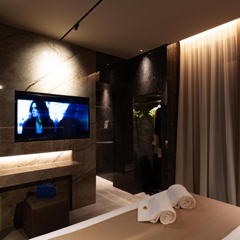 Donna Filomena Luxury Suites - Superior King Room - 3