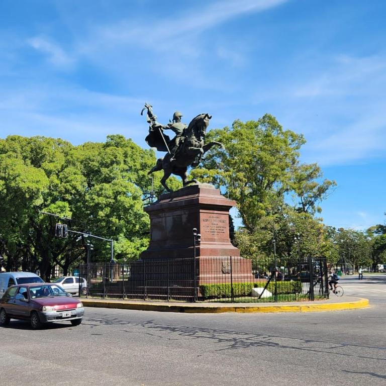 Con vista al Río Paraná, a cuadras del Monumento a la Bandera! ALOJAMIENTOS ROSARIO! - Apartamento de 1 dormitorio - 32