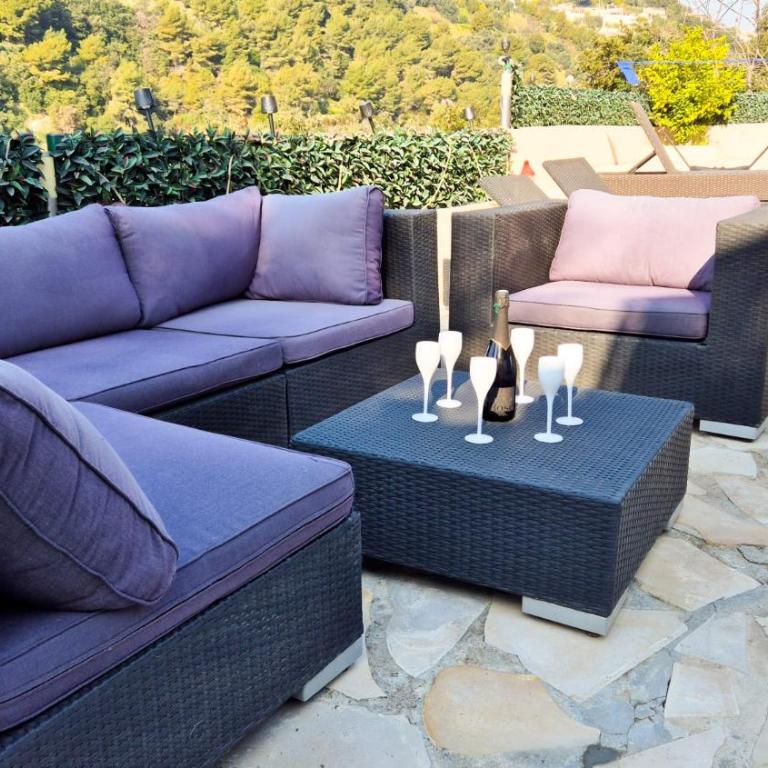 Maison avec grande terrasse sur Nice - Maison 3 Chambres - 1
