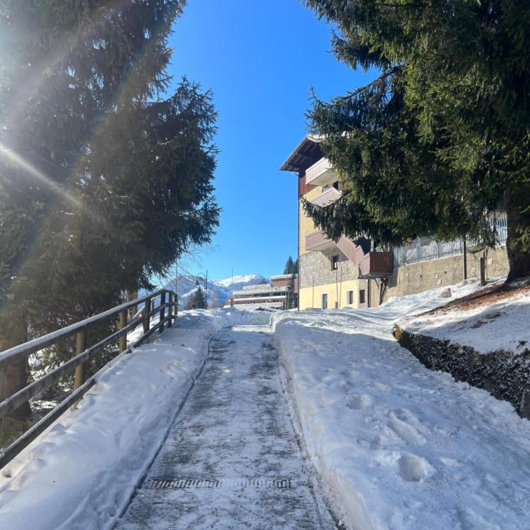 Il Cirmolo - Three-Bedroom Apartment - 28