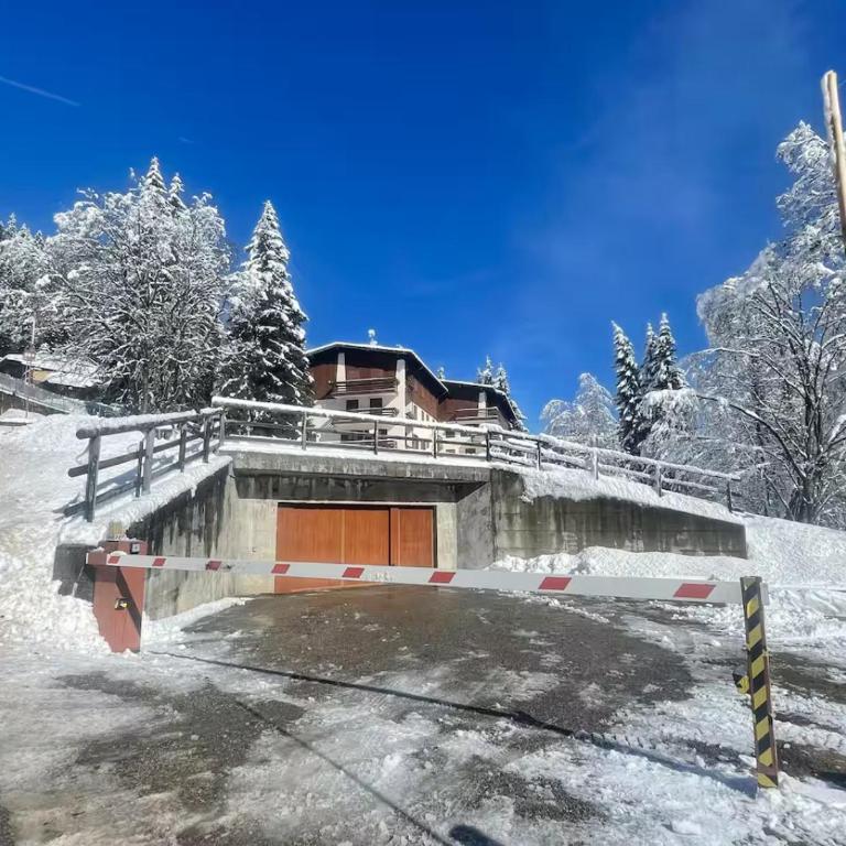 Il Cirmolo - Three-Bedroom Apartment - 35