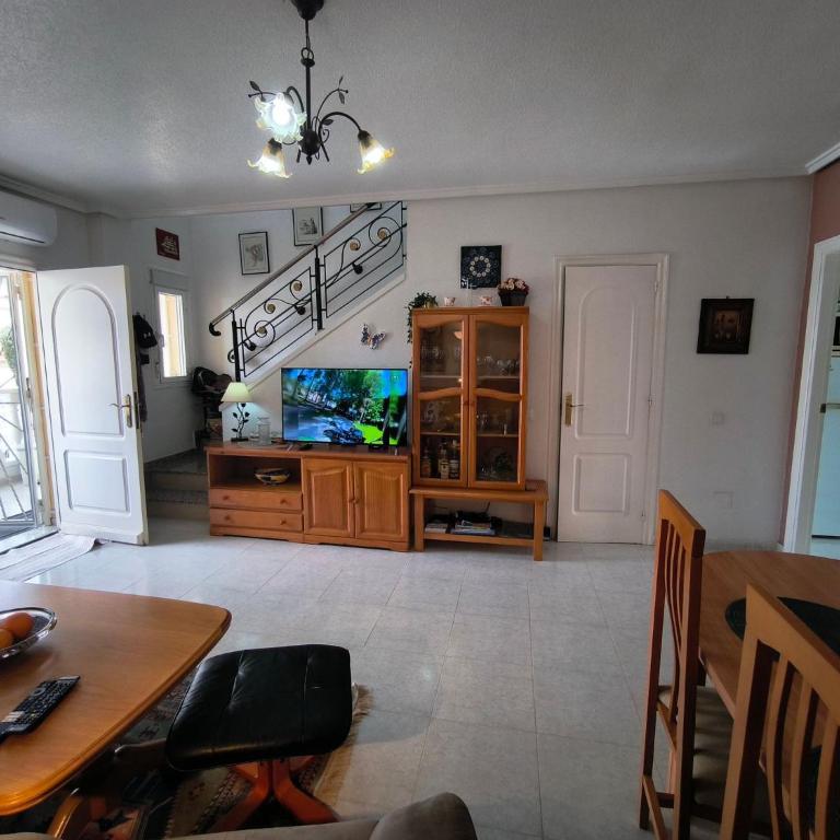 Quesada Holiday Bungalow - Vacation Home - 16