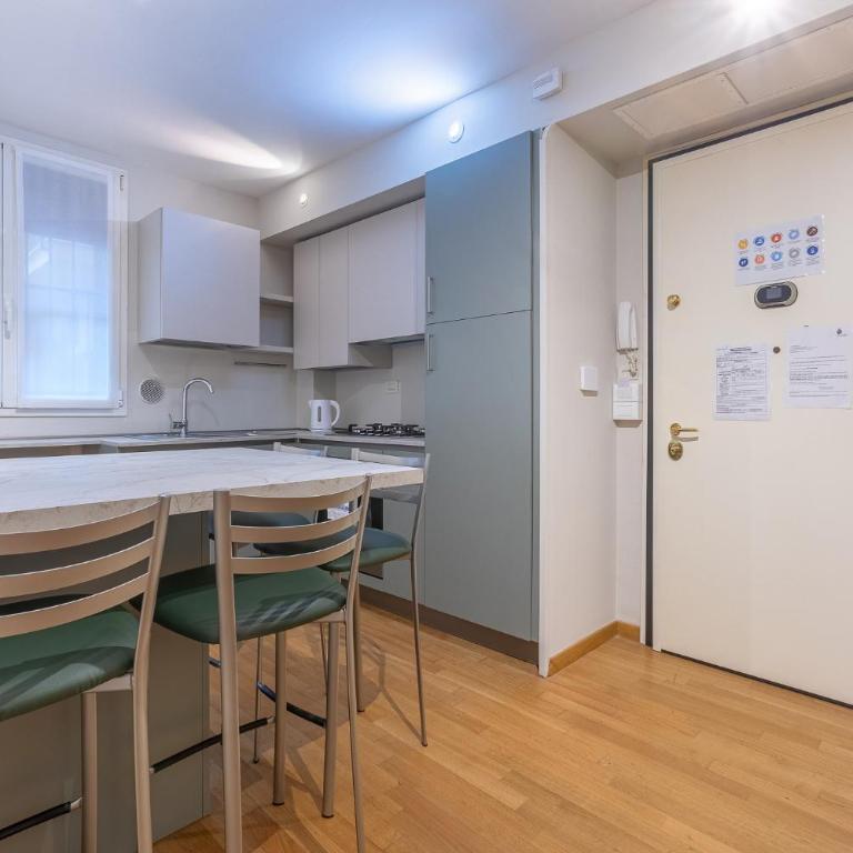 GuestHost - Nel cuore del Centro Storico Cozy Apartment - One-Bedroom Apartment - 11