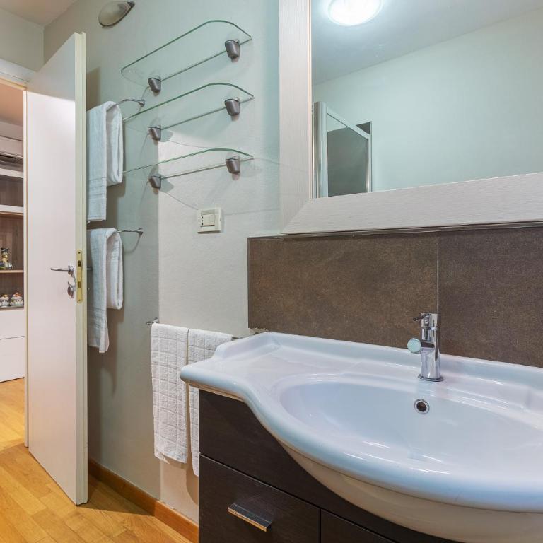 GuestHost - Nel cuore del Centro Storico Cozy Apartment - One-Bedroom Apartment - 18
