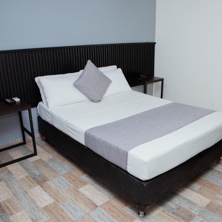 Hotel Palmas del Estadio - Habitación Doble - 6