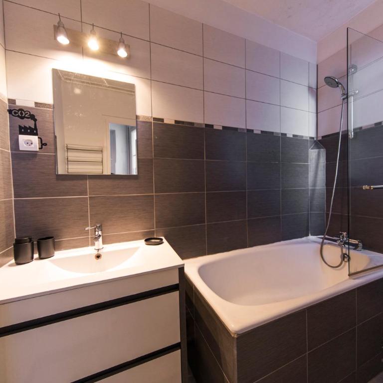 Appartement tout confort hyper centre, proche gare avec balcon - Appartamento con 1 Camera da Letto - 24