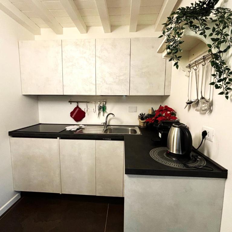 Purple Lily Apartment - Appartamento con 2 Camere da Letto - 19