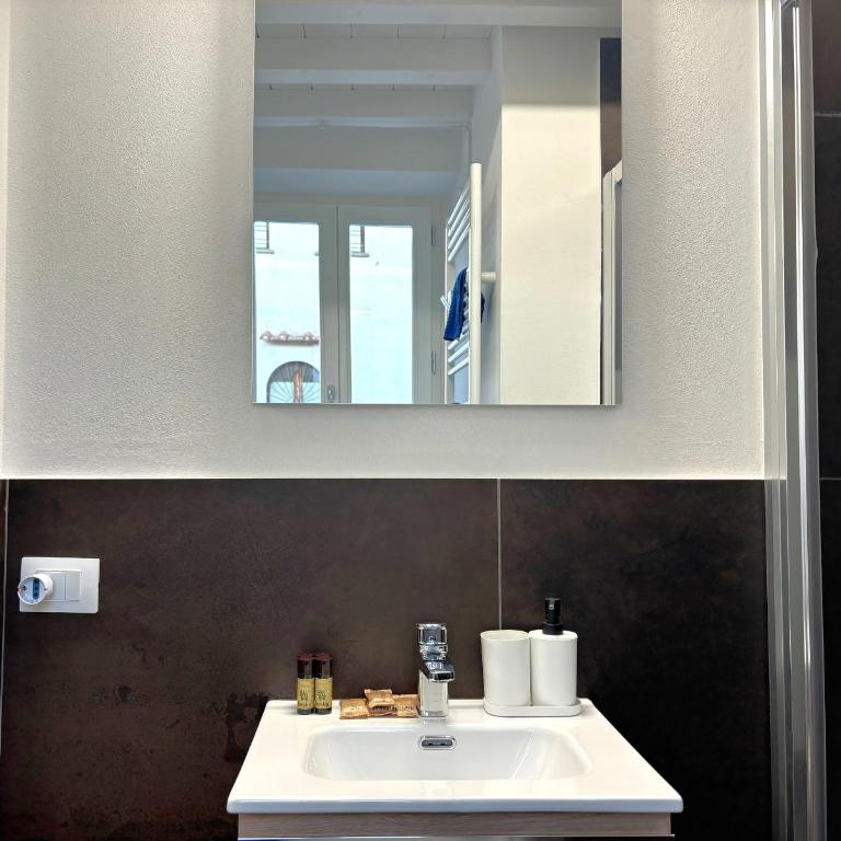 Purple Lily Apartment - Appartamento con 2 Camere da Letto - 30