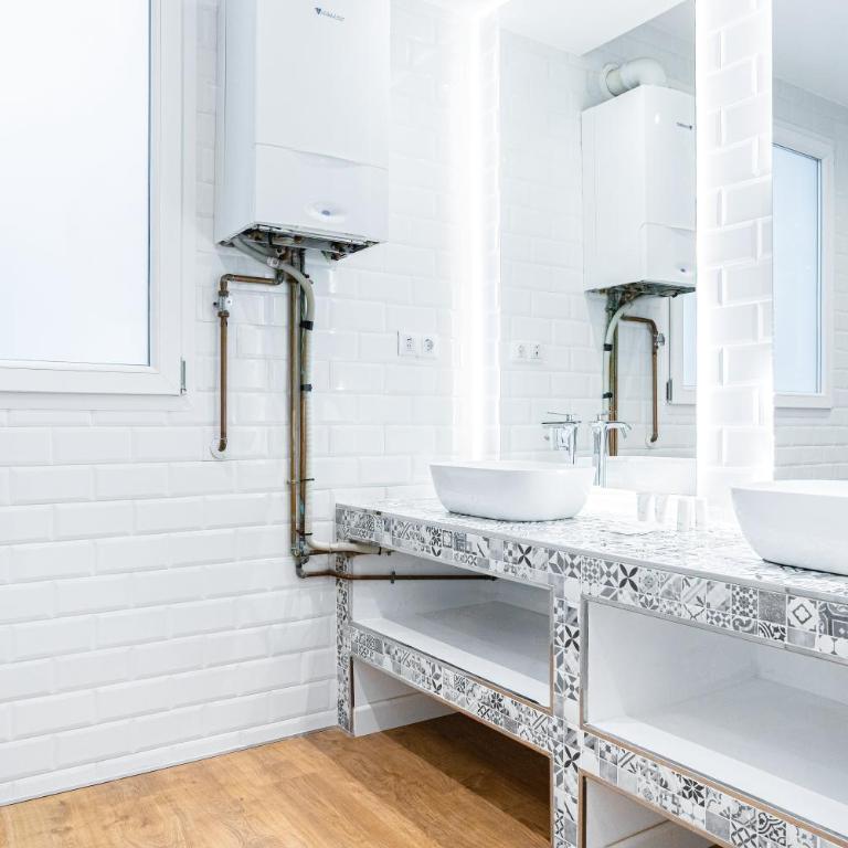 Alcam Madrid Moncloa - Three-Bedroom Apartment - 22