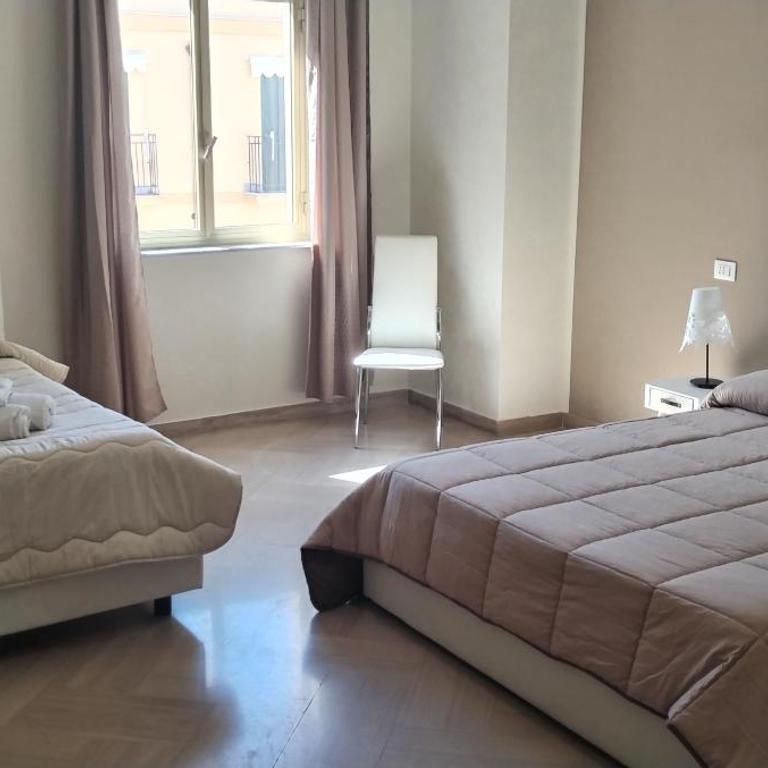 SUITE PRINCIPE SCORDIA - Quadruple Room with Private Bathroom - 4