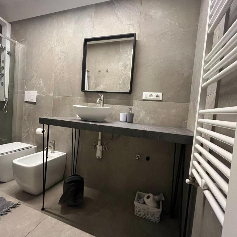 SnapStay Luxury apartments in centro a Trieste - Appartamento con 1 Camera da Letto - 12