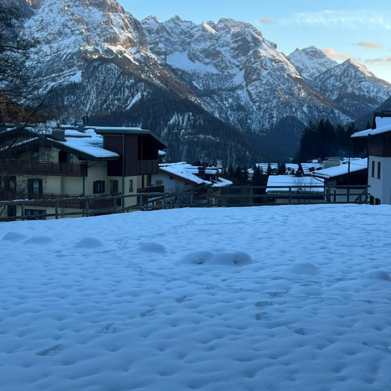 Il Cirmolo - Three-Bedroom Apartment - 13