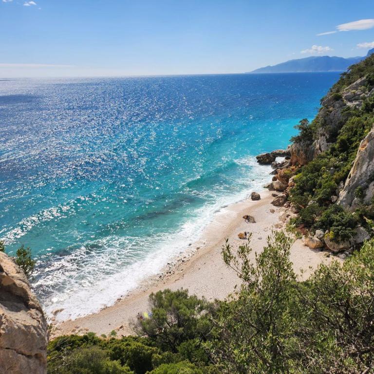 Casa delle Rose Terrazza vista mare panoramica e relax a Cala Gonnone, WiFi, AC - Appartamento con 2 Camere da Letto - 26