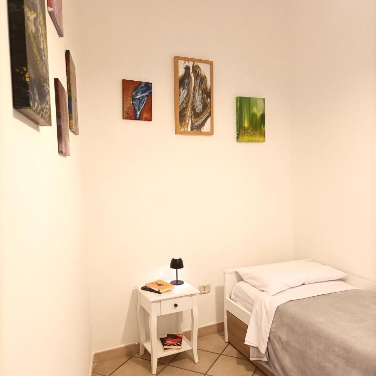 Bright Port View Apartment- Secondary Entrance Free Parking - Appartamento con 2 Camere da Letto - 33
