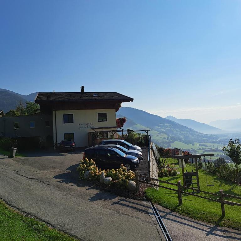 Haus Salzachblick - Apartment mit 2 Schlafzimmern und 2 Bädern - 35