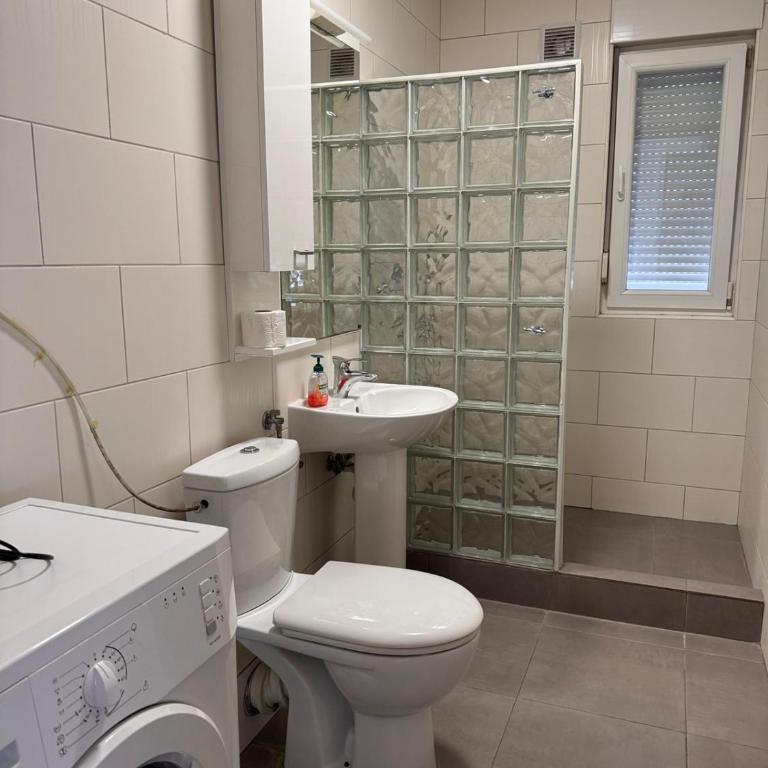 PRCPORTOapartmani - Apartment with Pool View - 1