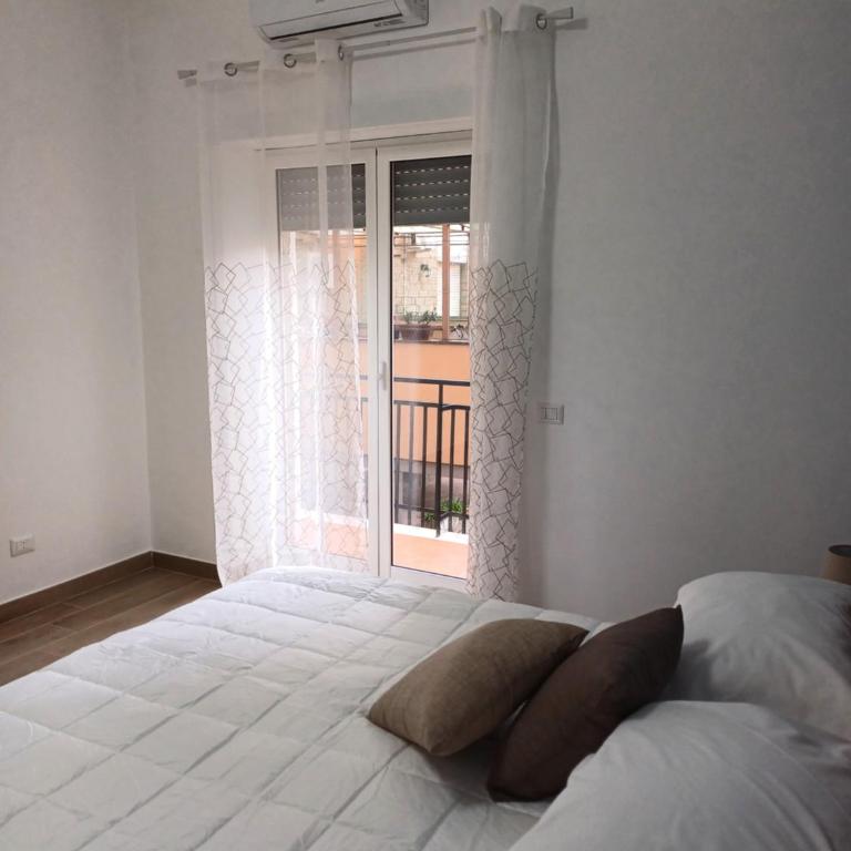 Ascenza in Trasteverere - Appartamento con 2 Camere da Letto e Balcone - 7