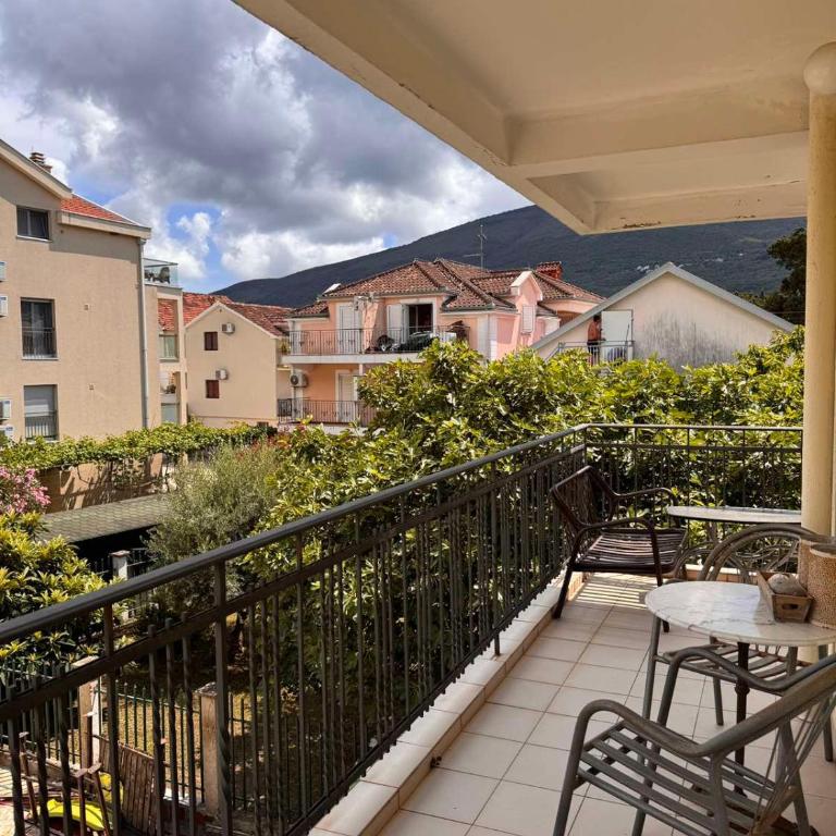 PRCPORTOapartmani - Apartment with Mountain View - 1