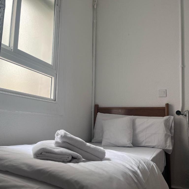 Hostal Alonso No Limit Madrid - Small Single Room - 3