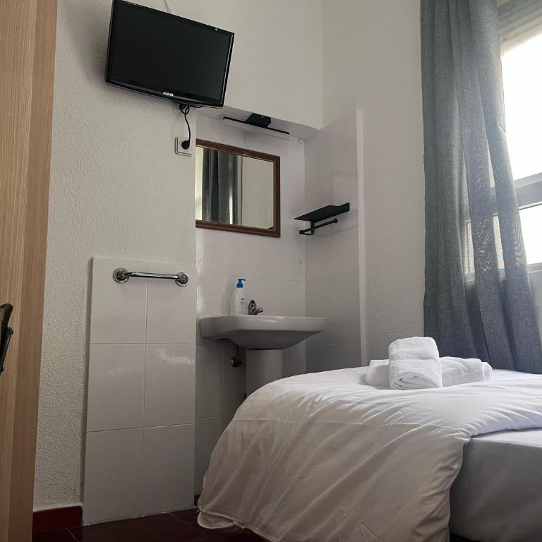 Hostal Alonso No Limit Madrid - Small Single Room - 4