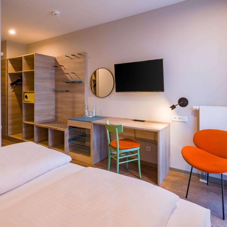 Ramada Encore by Wyndham Munich Messe - Deluxe Doppelzimmer mit 1 Doppelbett - 3