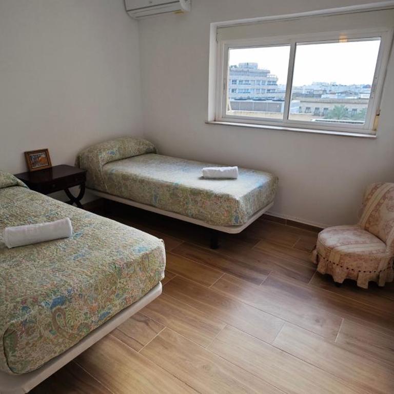 JEREZ CENTRO 5 DORMITORIOS TERRAZAS CON VISTAS ALCAZAR Y PLAZA ARENAL - Apartamento Deluxe - 55