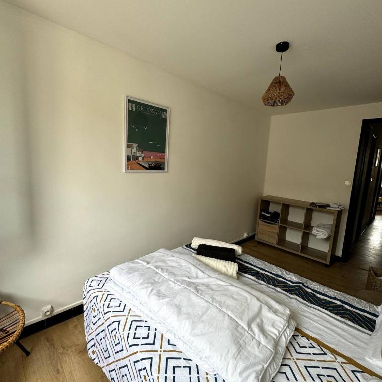 Beau T3 coeur village - Two-Bedroom Apartment - 5