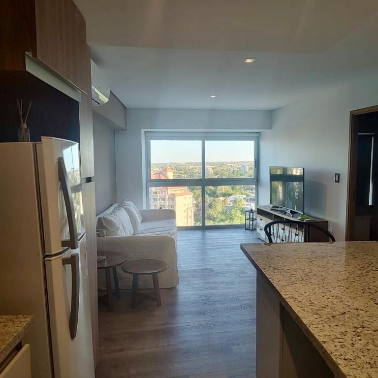 exclusivo departamento en Torre Leloir, Seguridad 24 HS cochera privada - Apartamento de 1 dormitorio - 4