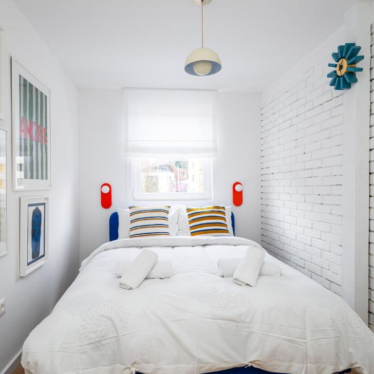 Colorful 3-Bedroom Apartment - Apartman sa 1 Spavaćom Sobom - 9