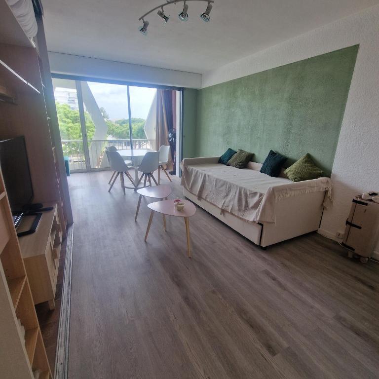 TypeT1 Spacieux à 300m du port et 6min de la plage - Apartment mit 1 Schlafzimmer - 1
