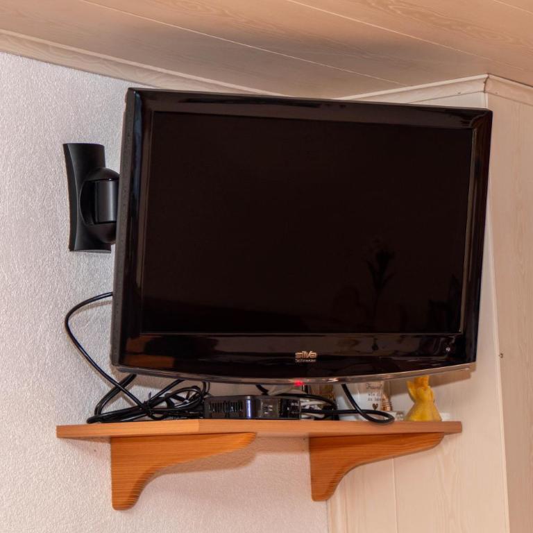 Haus Alpenfrieden - Doppelzimmer mit Dusche - 10