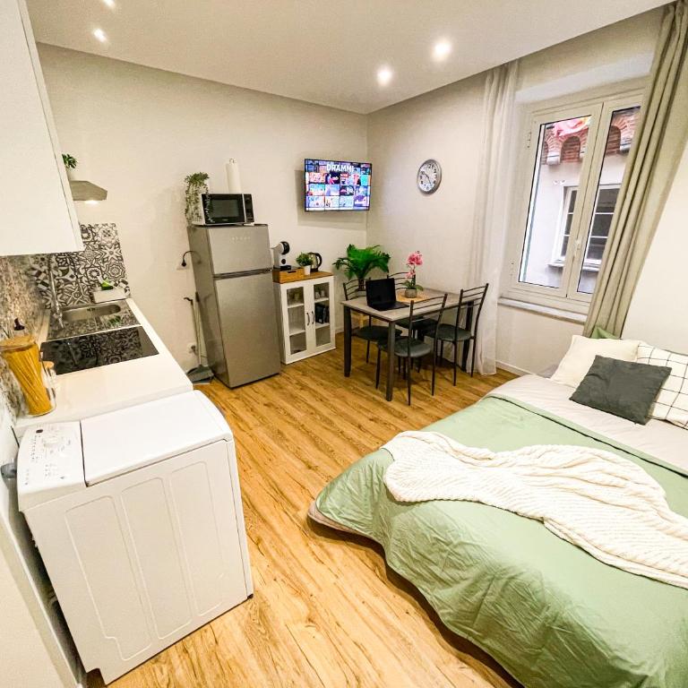 Exclusive in the city center 5 min train station - Appartamento con 2 Camere da Letto - 14
