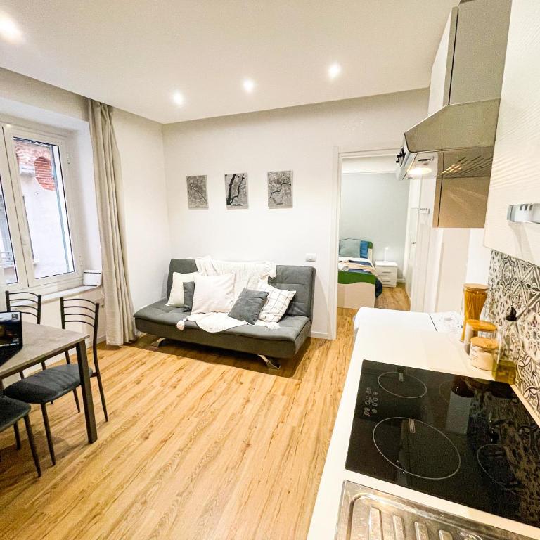 Exclusive in the city center 5 min train station - Appartamento con 2 Camere da Letto - 17